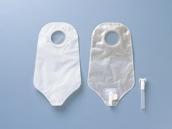 バリケア®ナチュラ ウロストミーパウチ（尿路用） - コンバテック 二