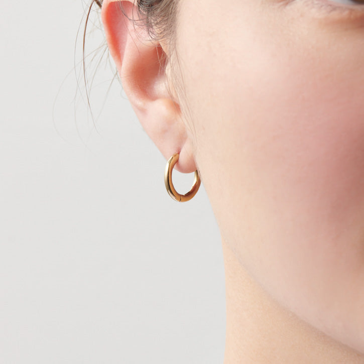 Hoop pierced earring (gold) – MAYU online store