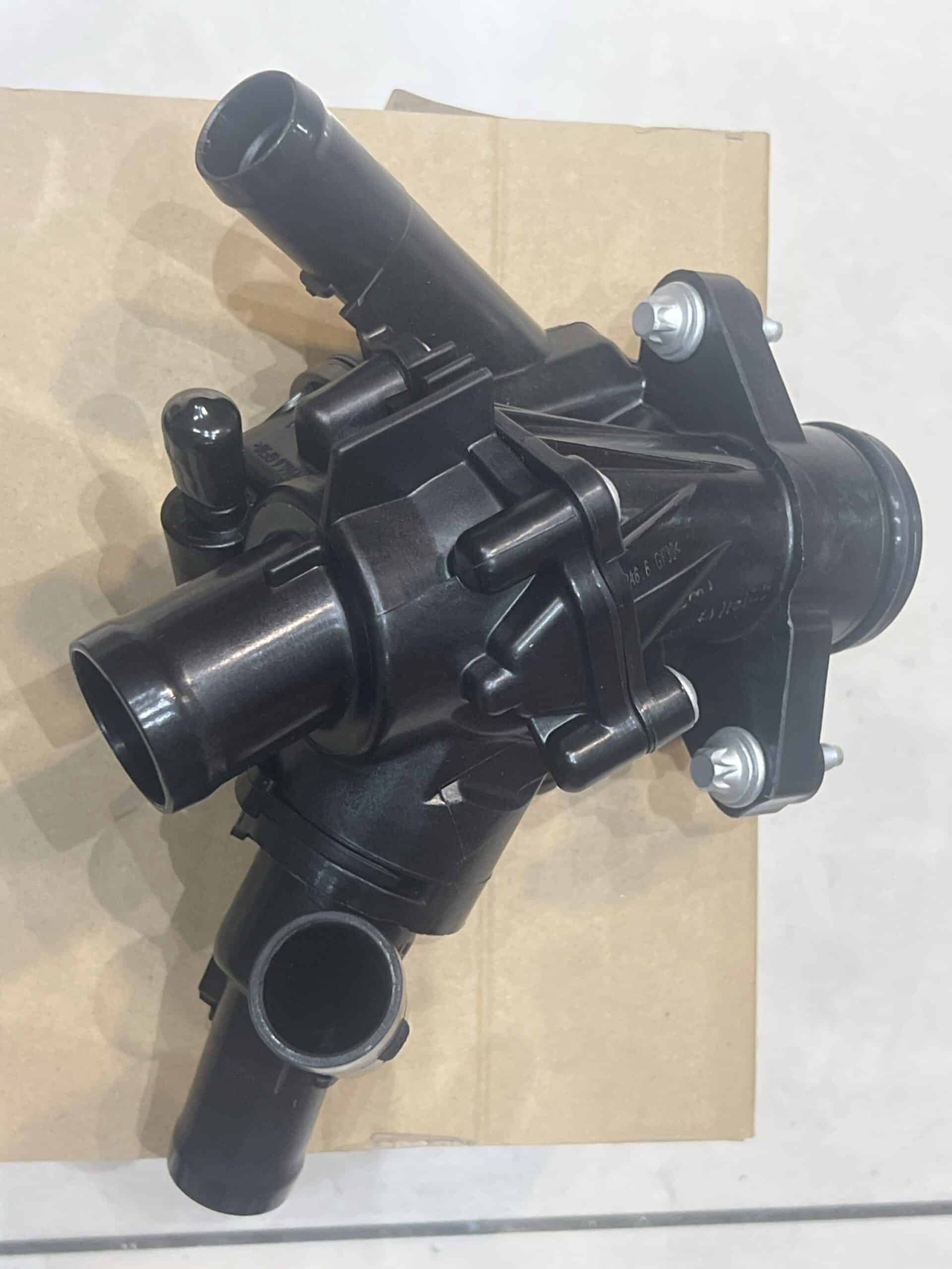 Mercedes Benz M270 MB THERMOSTAT M270 / M133 A45 AMG - MB START PARTS