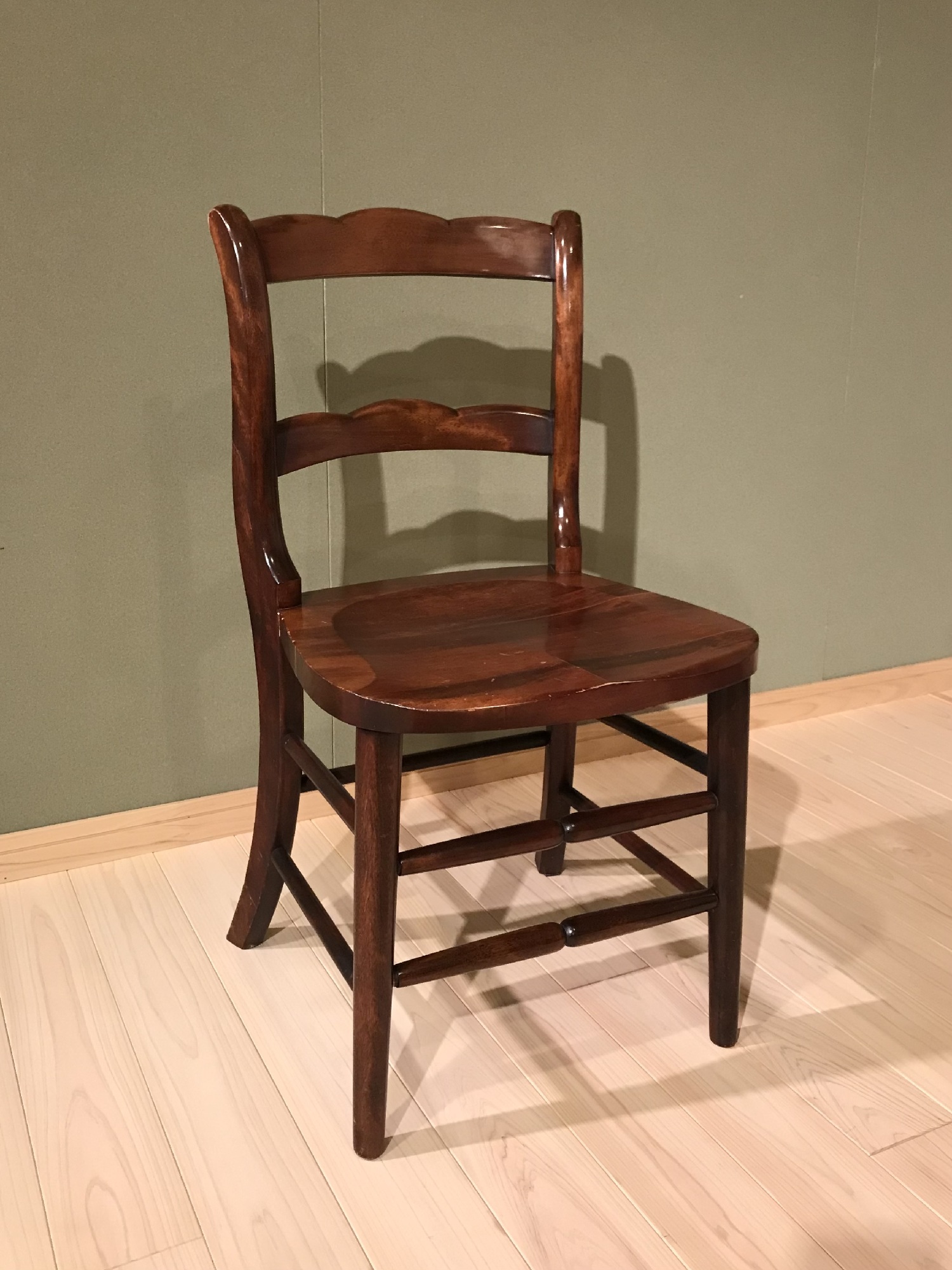 九州民芸家具 ラダーバックチェアの座割れ＋フレームぐらつき修理