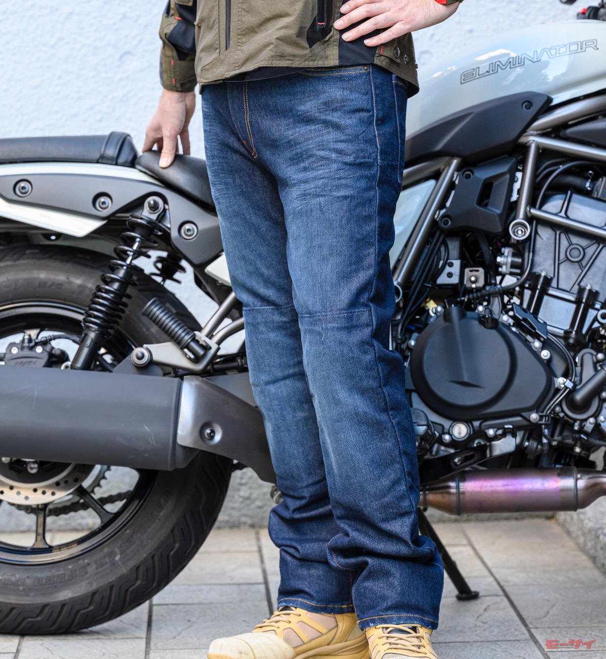 オックスフォード「AAAアーマライトジーンズ」は一見普通のジーンズ