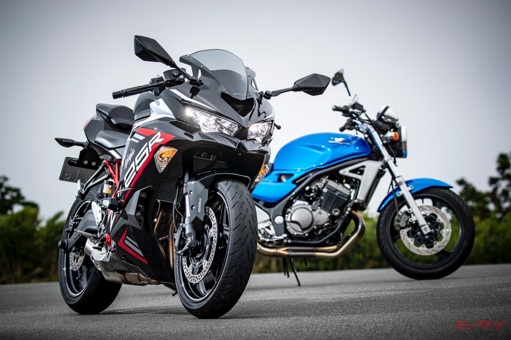 ニンジャZX-25R VS バリオスII】30年分の進化から、最新カワサキ