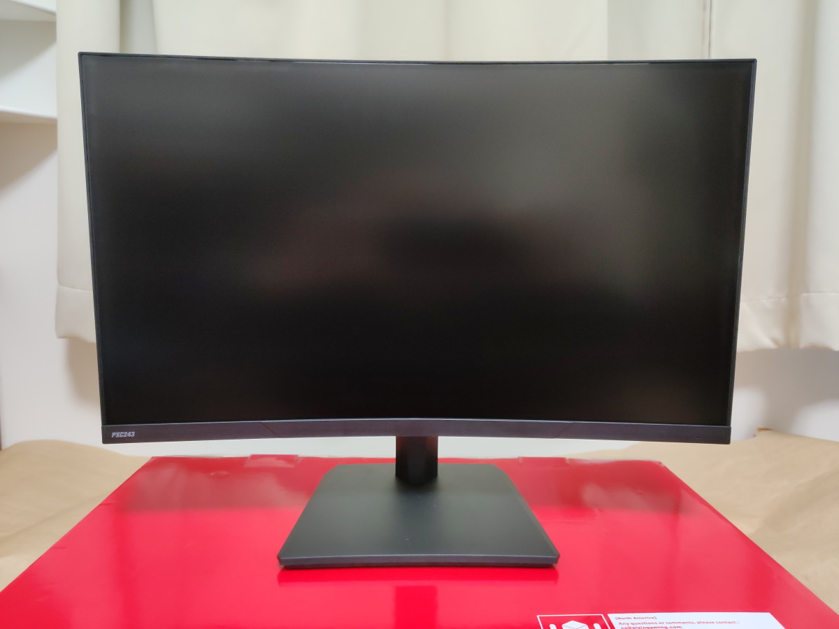 Pixio PXC243のレビュー！24インチVAで144Hzの湾曲型ゲーミング