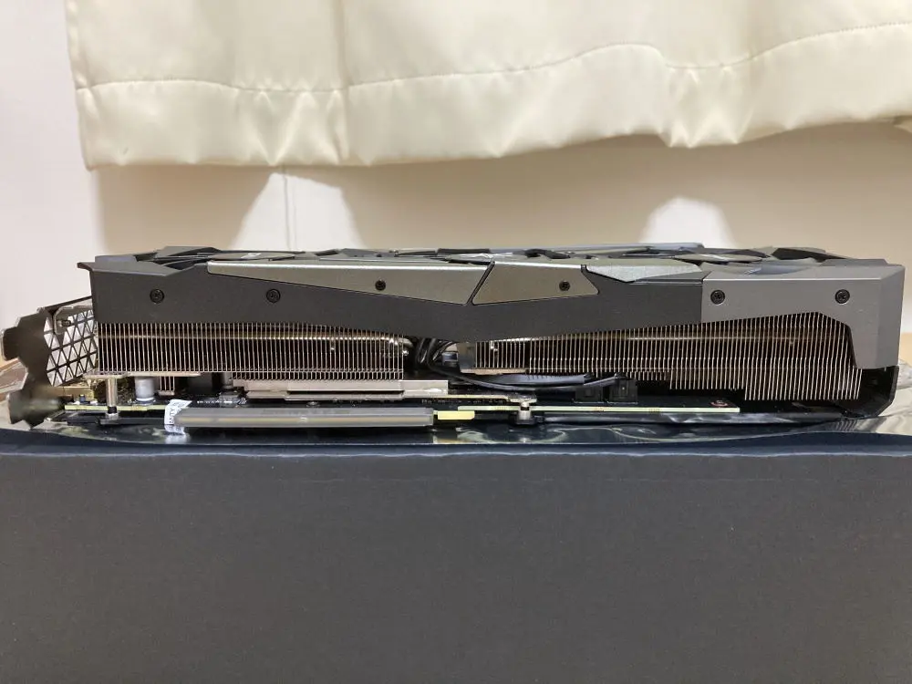 INNO3D GEFORCE RTX 3070 ICHILL X4レビュー！3連+1ファン仕様ビデオ