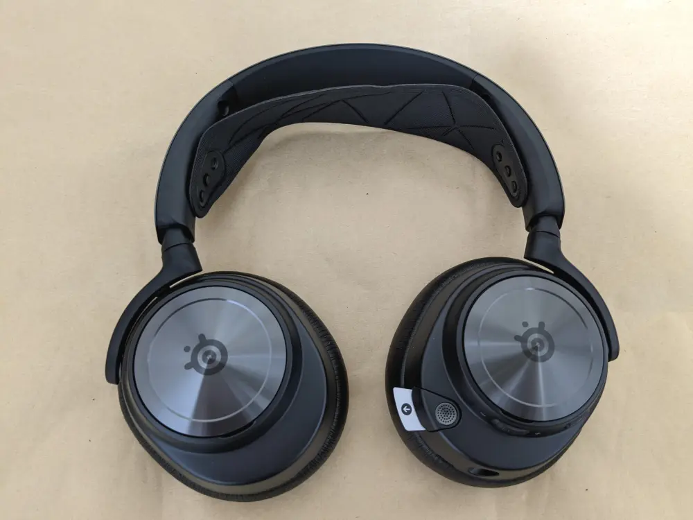 SteelSeries Arctis Nova Proのレビュー！GameDAC Gen 2付属の有線