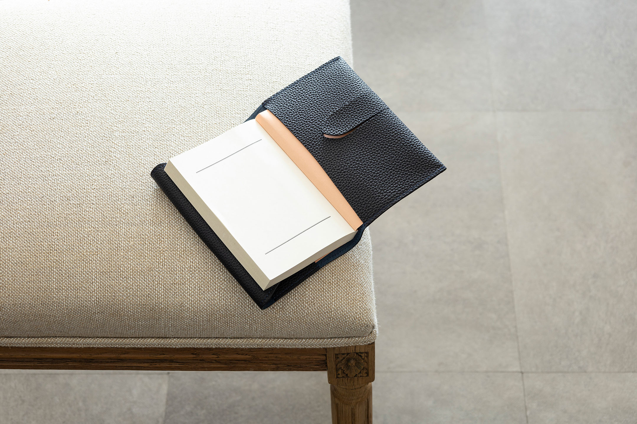 シュランケンカーフ ブックカバー（文庫 or 新書） | 大人のバッグ