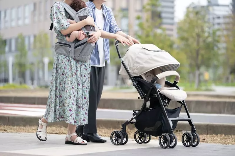 おすすめのヒップシート「POMULU（ポムル）2WAYヒップシート」商品の