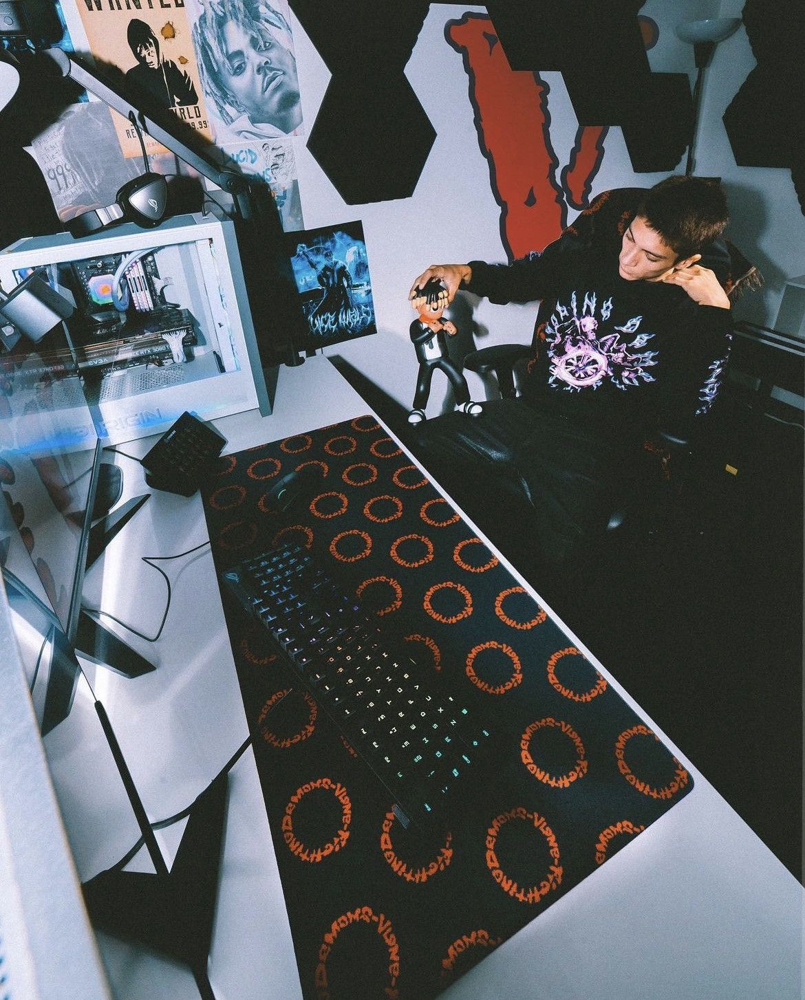 999 Club × Vlone Juice WRLD X VLONE Circles Mousepad - BLACK | Grailed