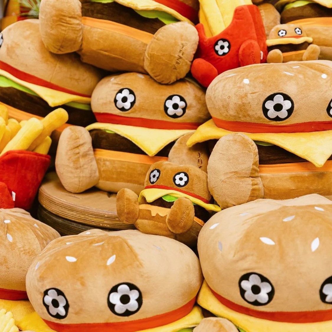 Vandy The Pink Vandy the Pink 'burger' Ottoman | Grailed