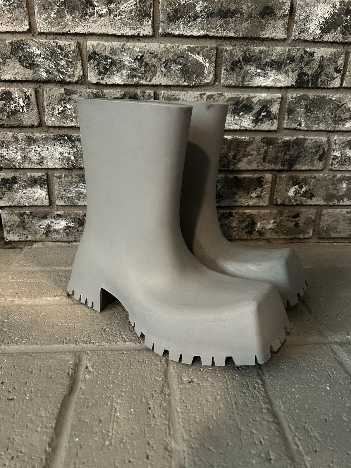 Balenciaga Balenciaga Trooper Boots in Grey | Grailed