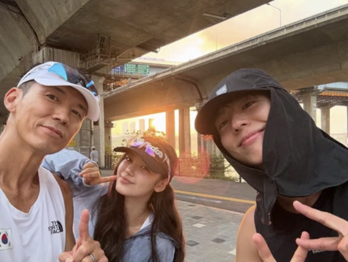 ダニエル(NewJeans)がブラックラベルへの加入をほのめかす疑惑