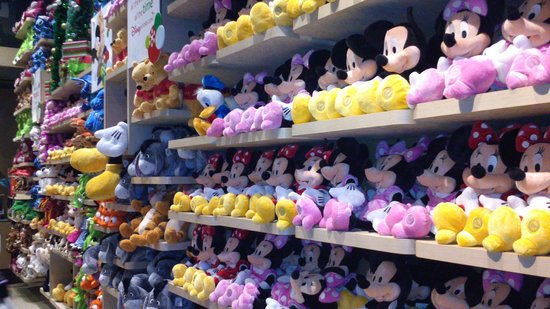 自由のミニー女神 - ニューヨーク シティ、ディズニーストアの写真