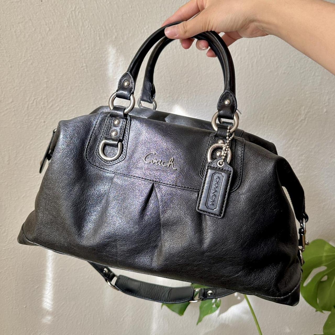 VINTAGE COACH BAG 🖤 - this is the Ashley style. you | Depop