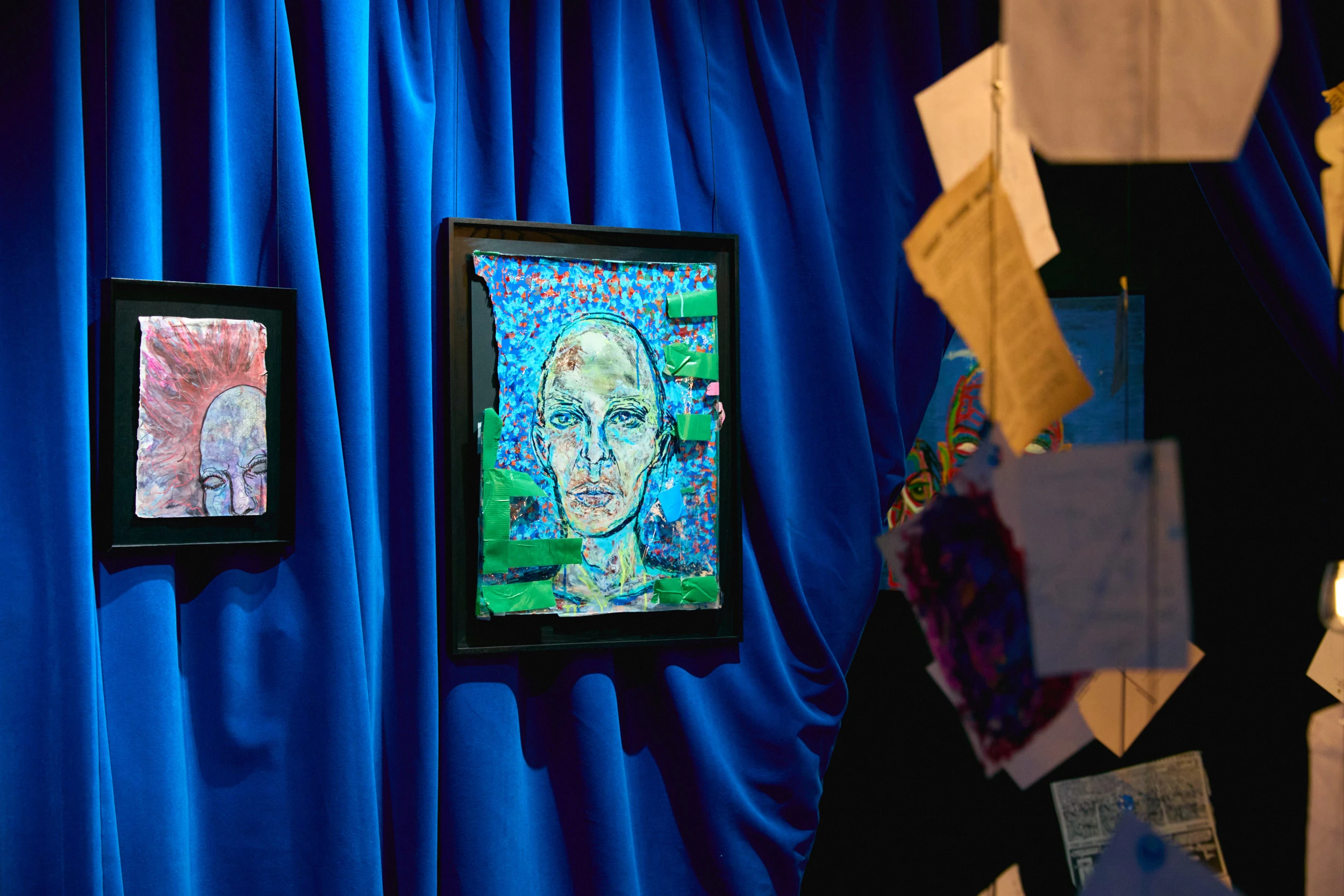 ジョニー・デップの内的世界を旅する没入型展覧会が高輪ゲートウェイで開催