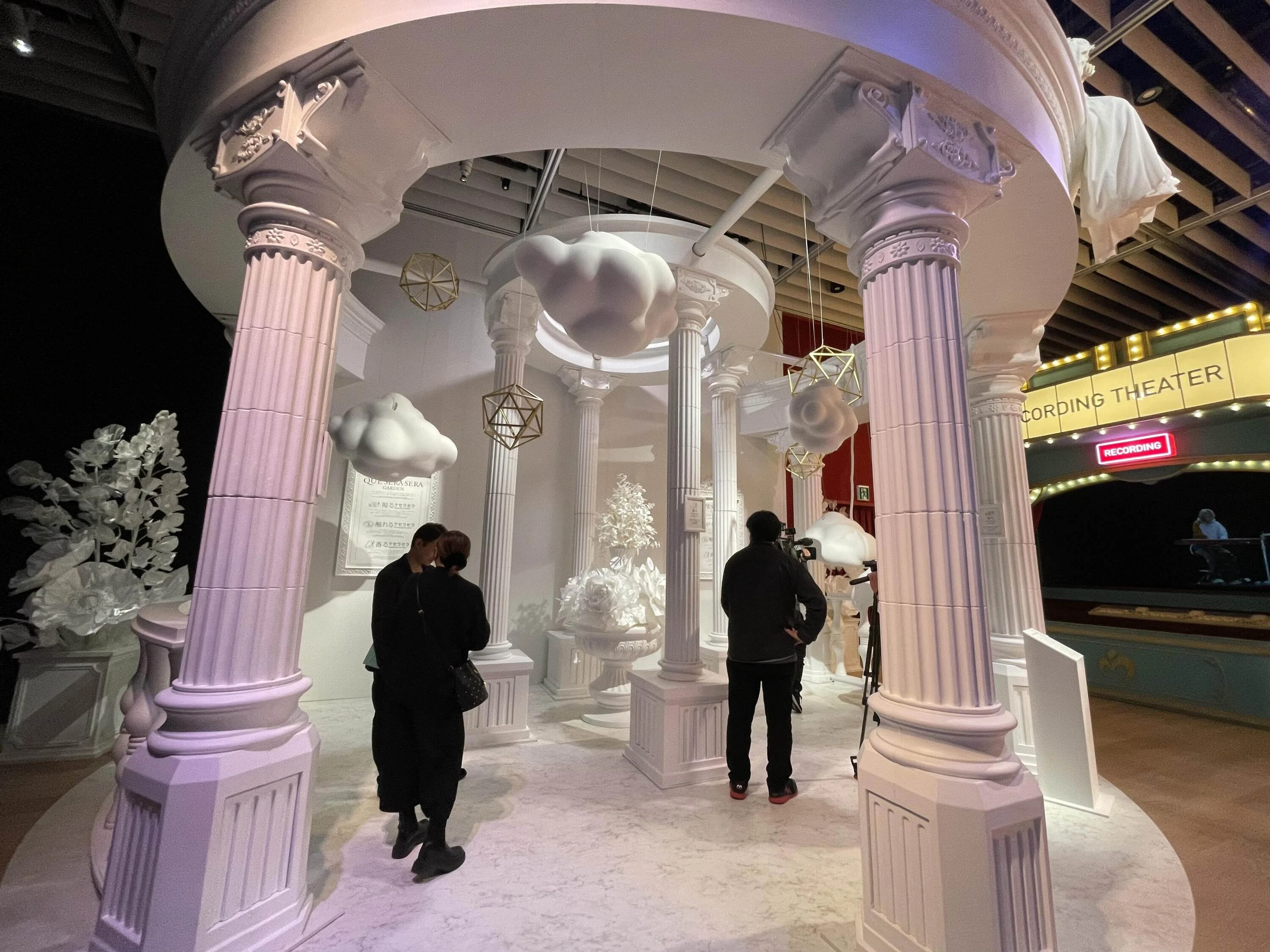 Mrs. GREEN APPLEのデビュー10周年を締めくくる展覧会「Wonder Museum