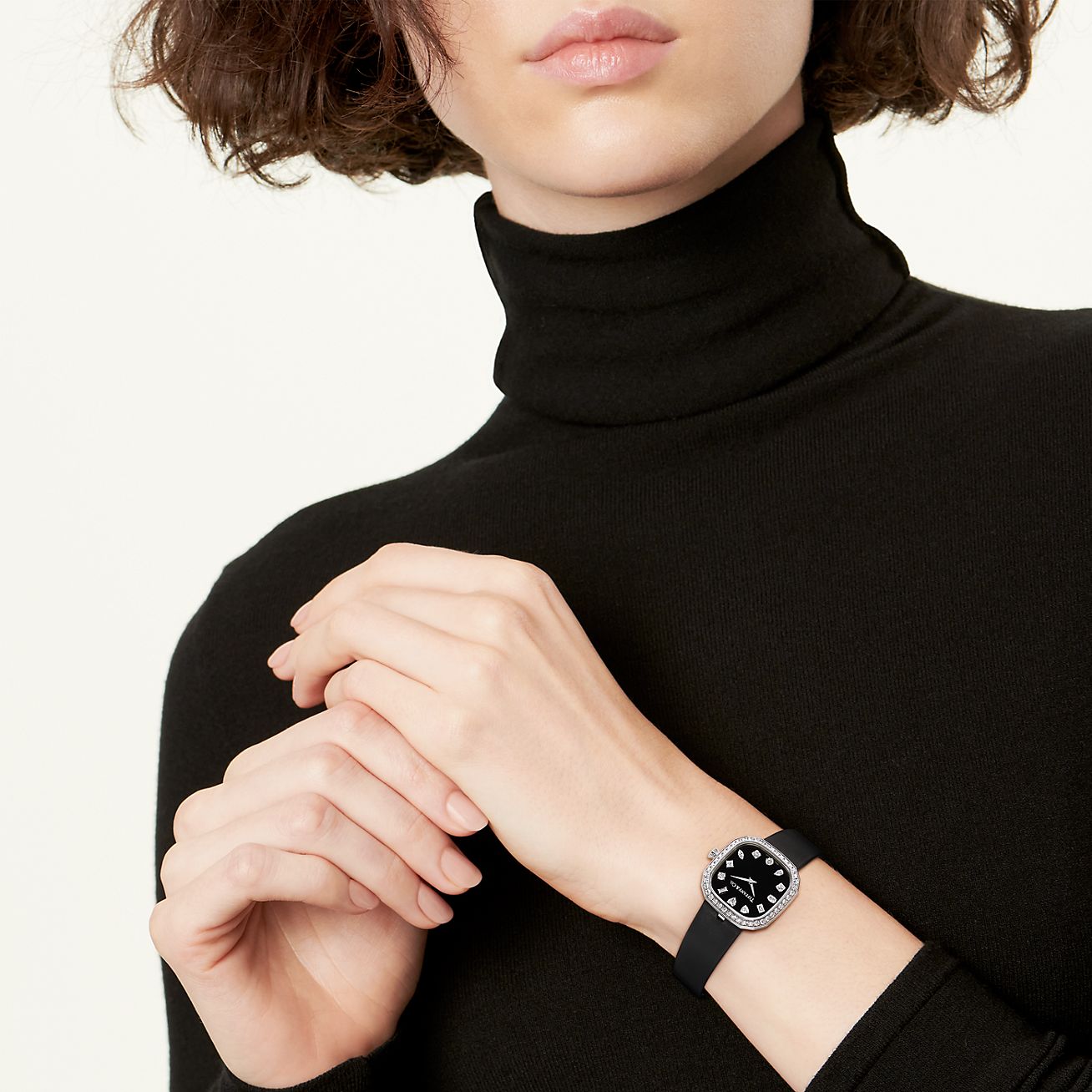 ティファニー エタニティ 28MM クッション シェイプ ウォッチ