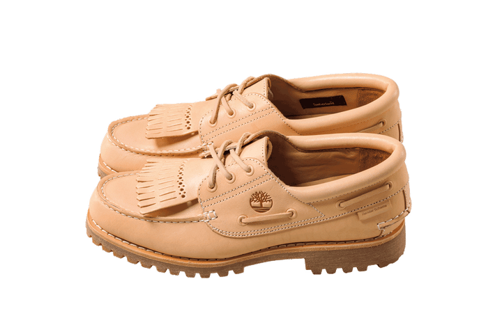 Timberland〉×〈Hender Scheme〉のヌメ革のデッキシューズ：GOOD