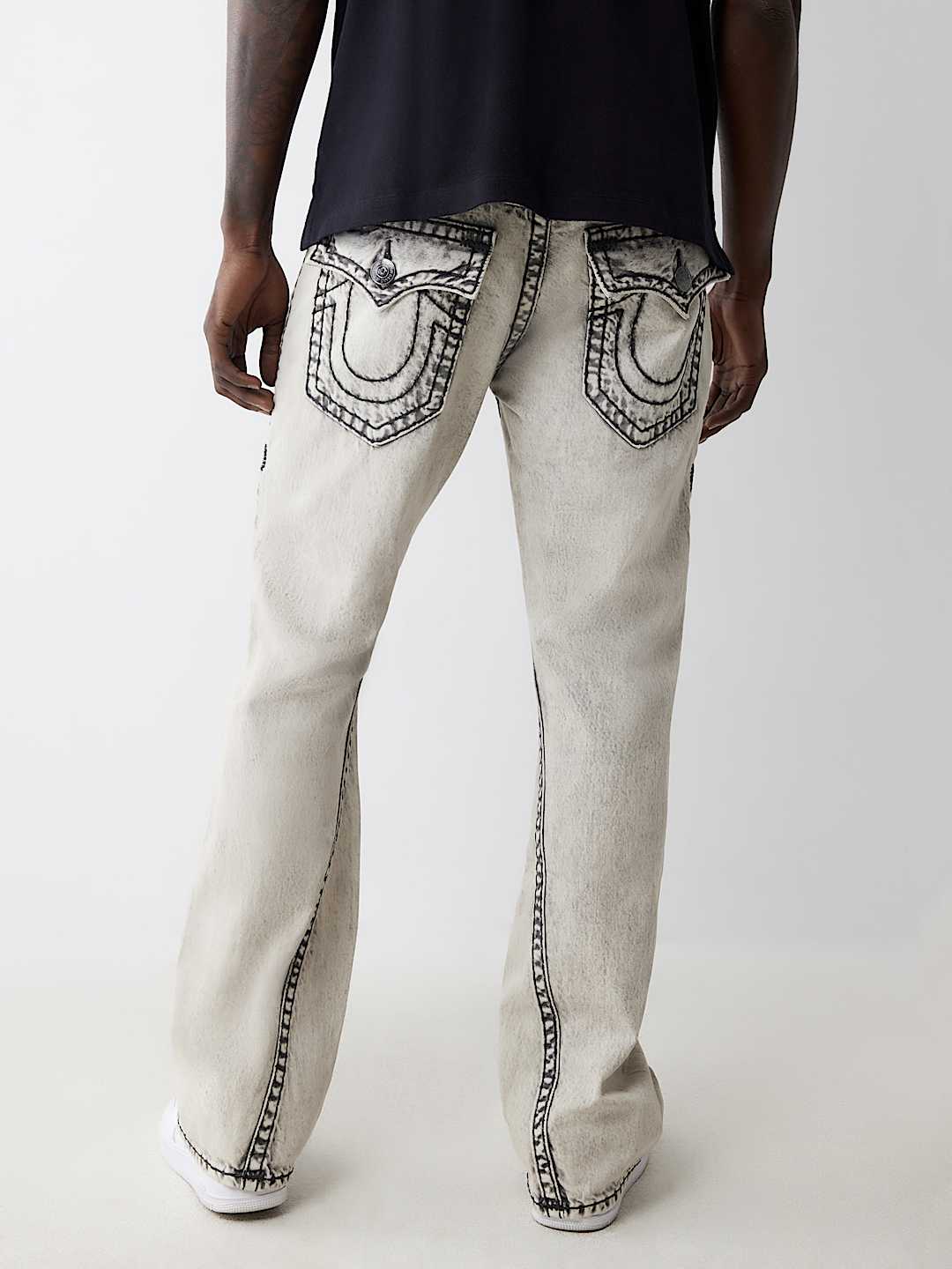 JEAN ÉVASÉ JOEY SUPER T À RABAT