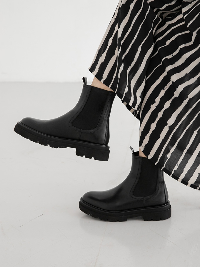 今季大注目！ PASCUCCIサイドゴアボリュームブーツ販売開始！ – URBAN