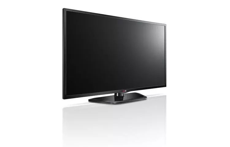 LG 32LN5700: 32 inch Class 1080p LED TV with Smart TV (31.5 inch