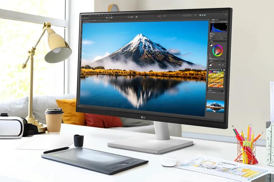 LG UltraFine™ 27 inch 4K UHD Monitor - 27US500-W