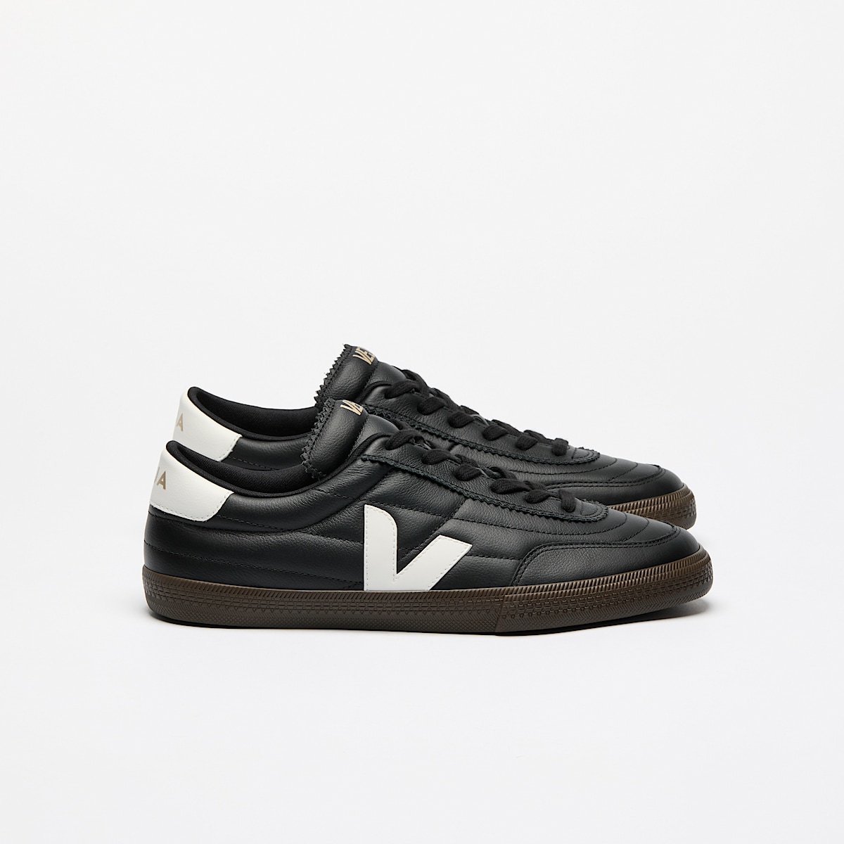 PANENKA LEATHER BLACK WHITE | VEJA