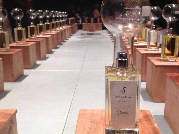 香水(ユニセックス) FUEGUIA 1833 フエギア 1833の“沈香コレクション