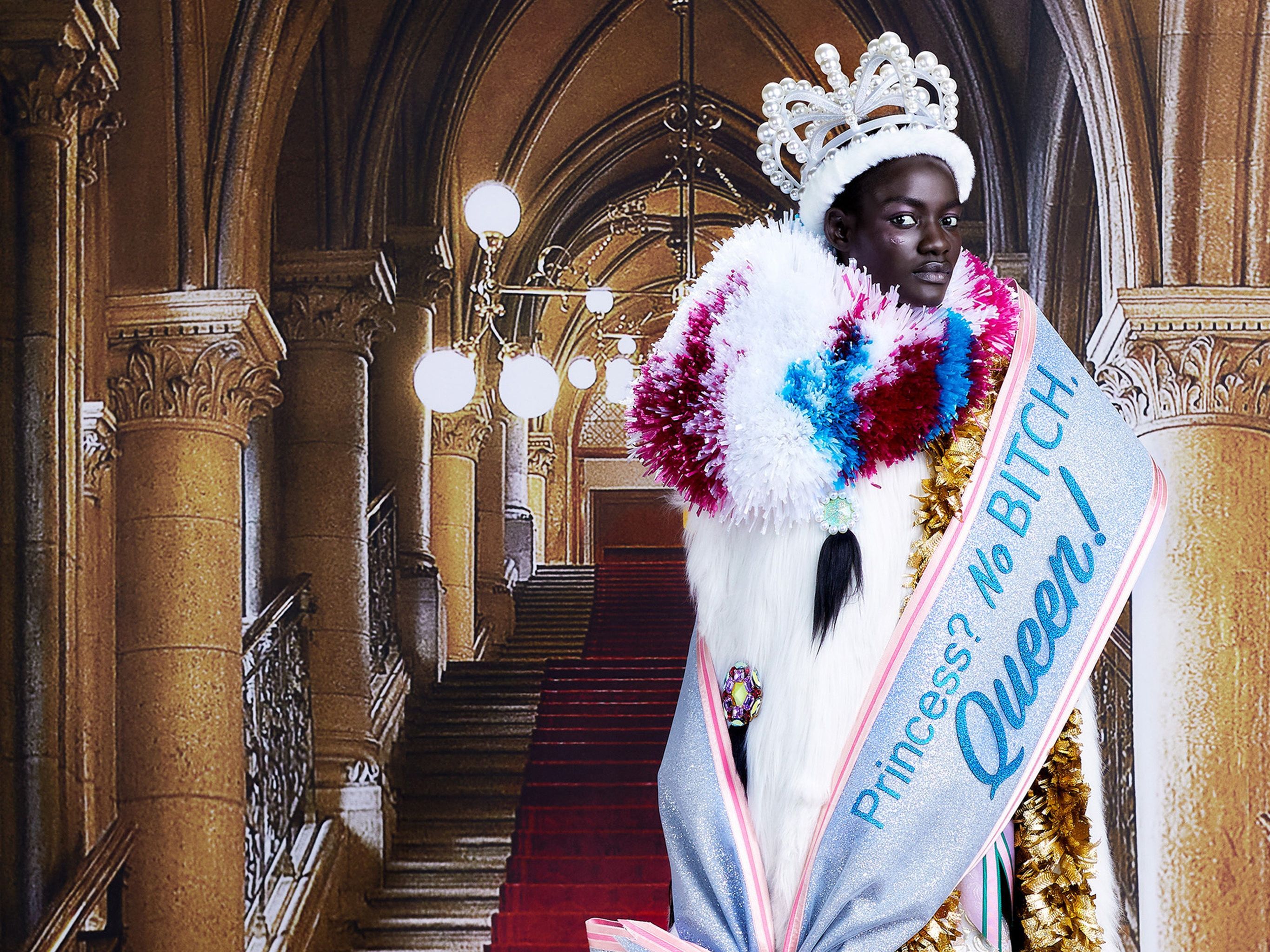 ヴィクター＆ロルフのリュクスなカラフルドレス。【花嫁への