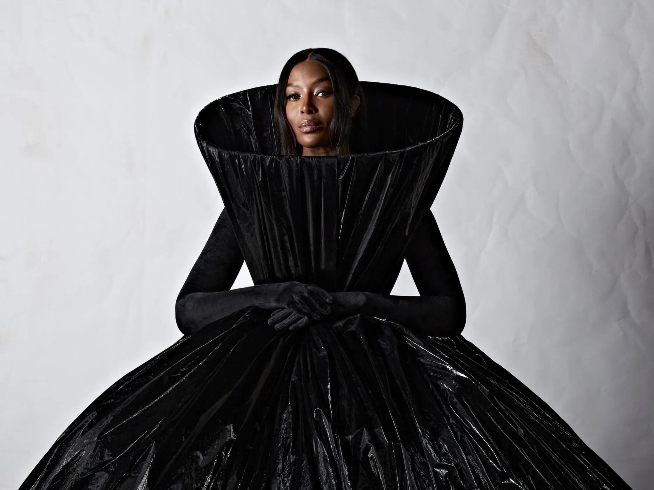 バレンシアガ、最先端技術とストリートのエッセンスを操る。【22-23年