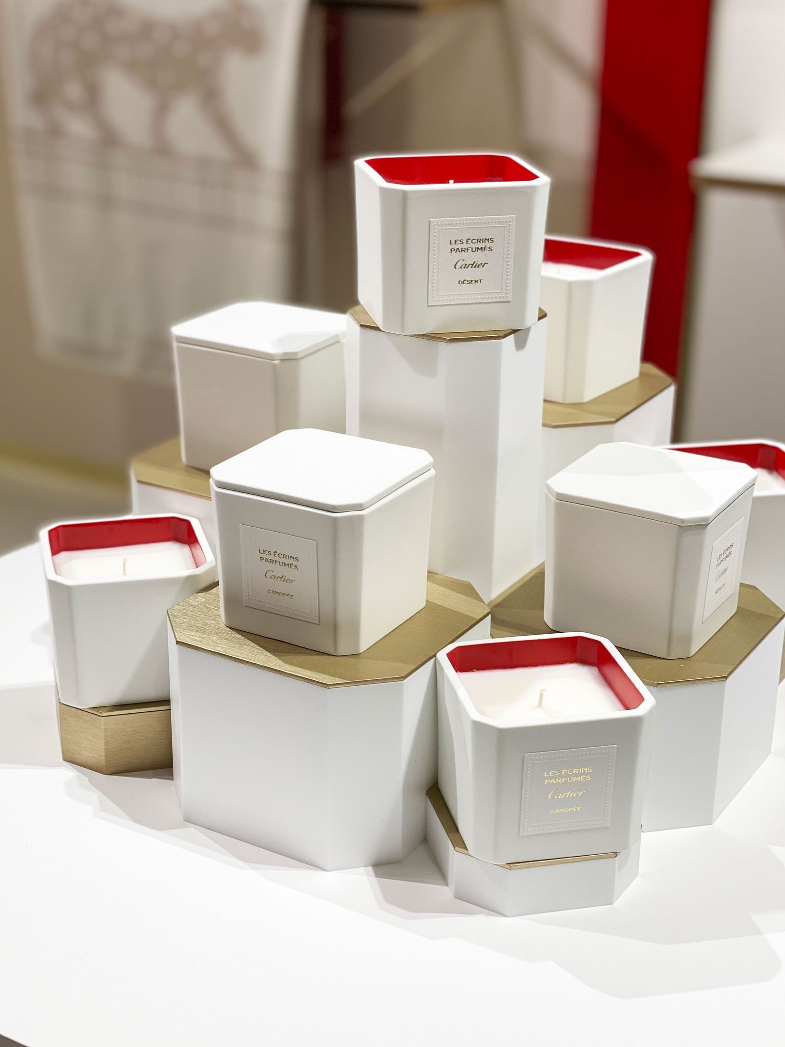 カルティエのポップアップに潜入！ メゾン初、フレグランスキャンドル