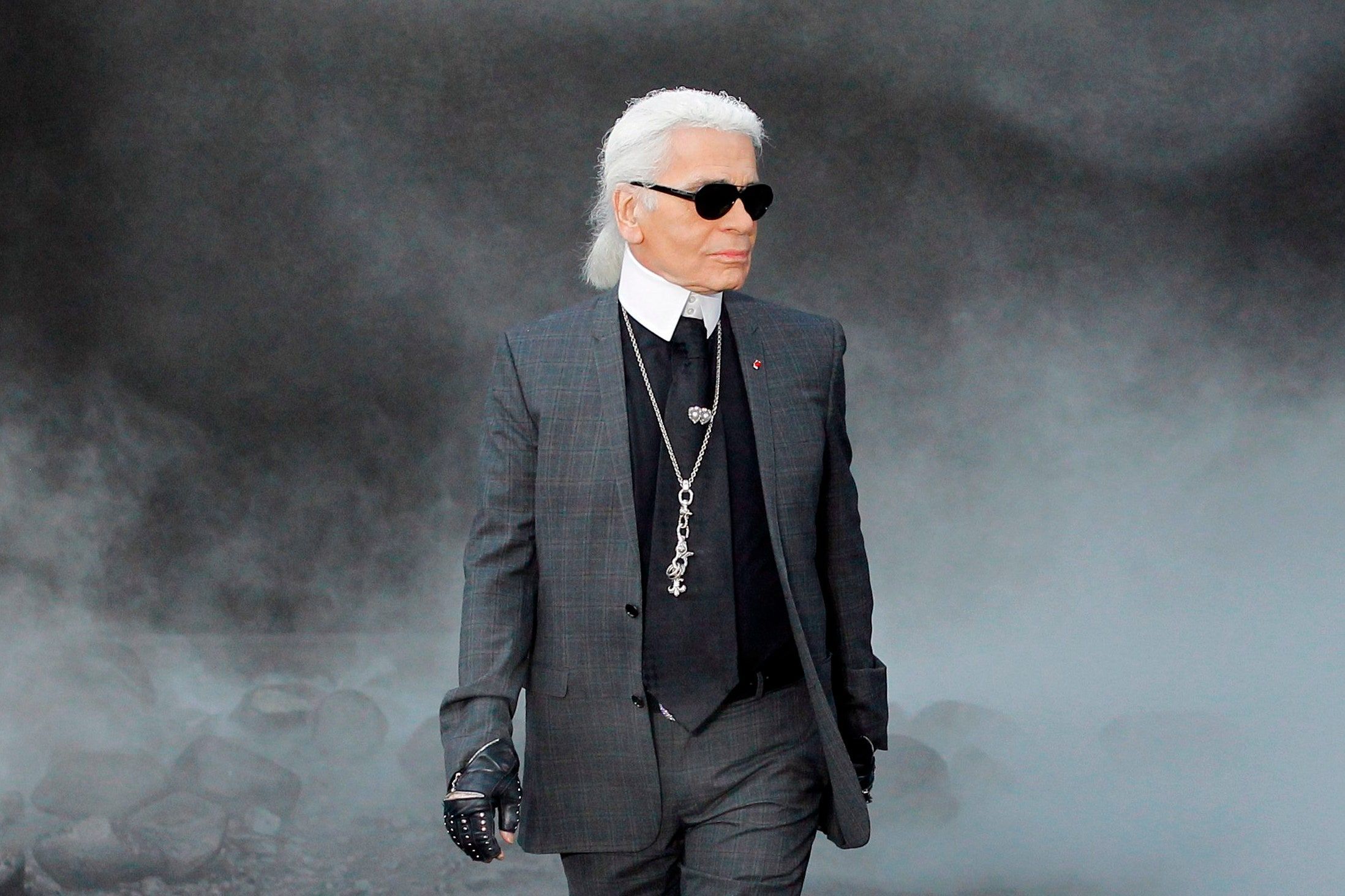 ポニーテールが永遠のトレードマークになるまで──カール