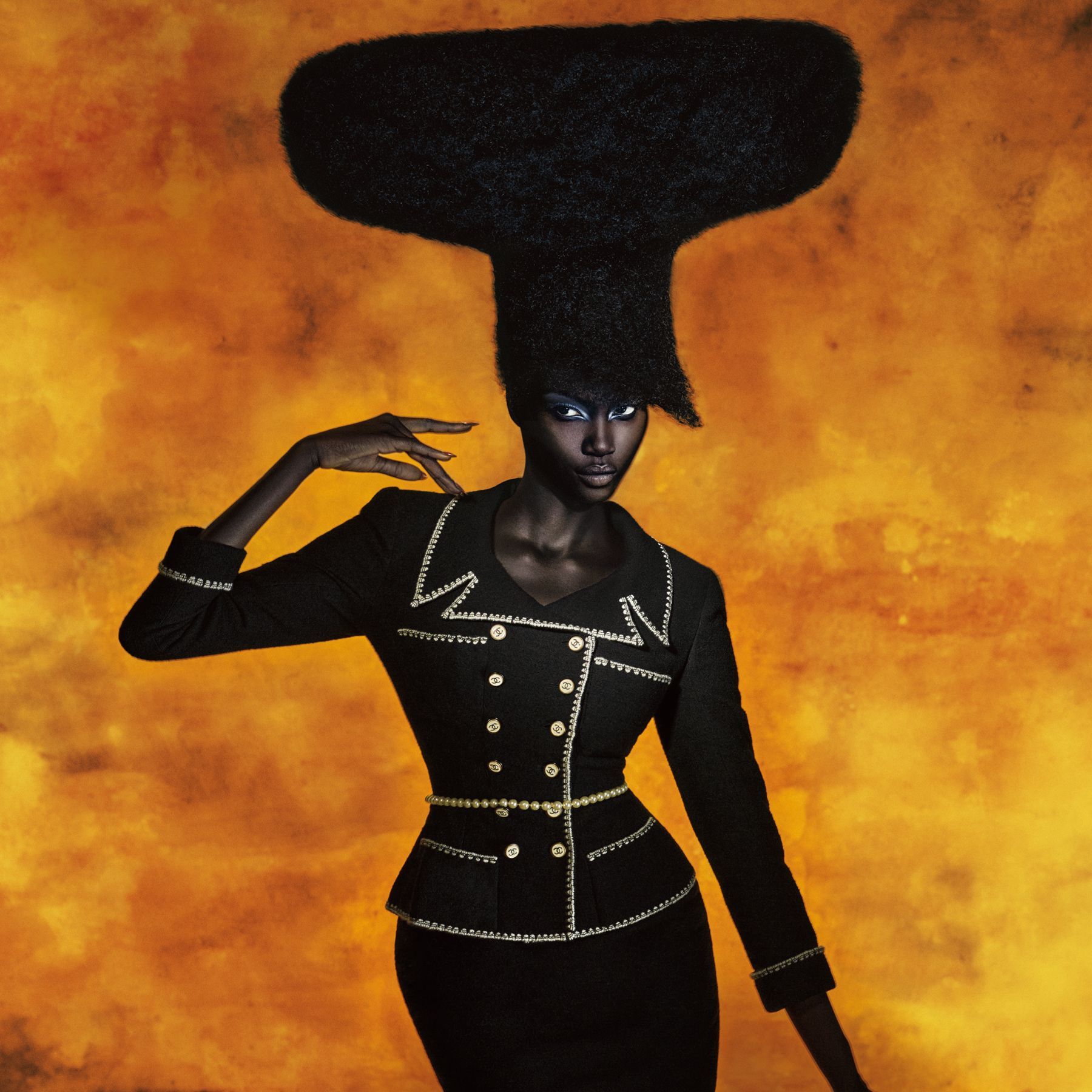 天才、カール・ラガーフェルドの後世に残るデザイン | Vogue Japan