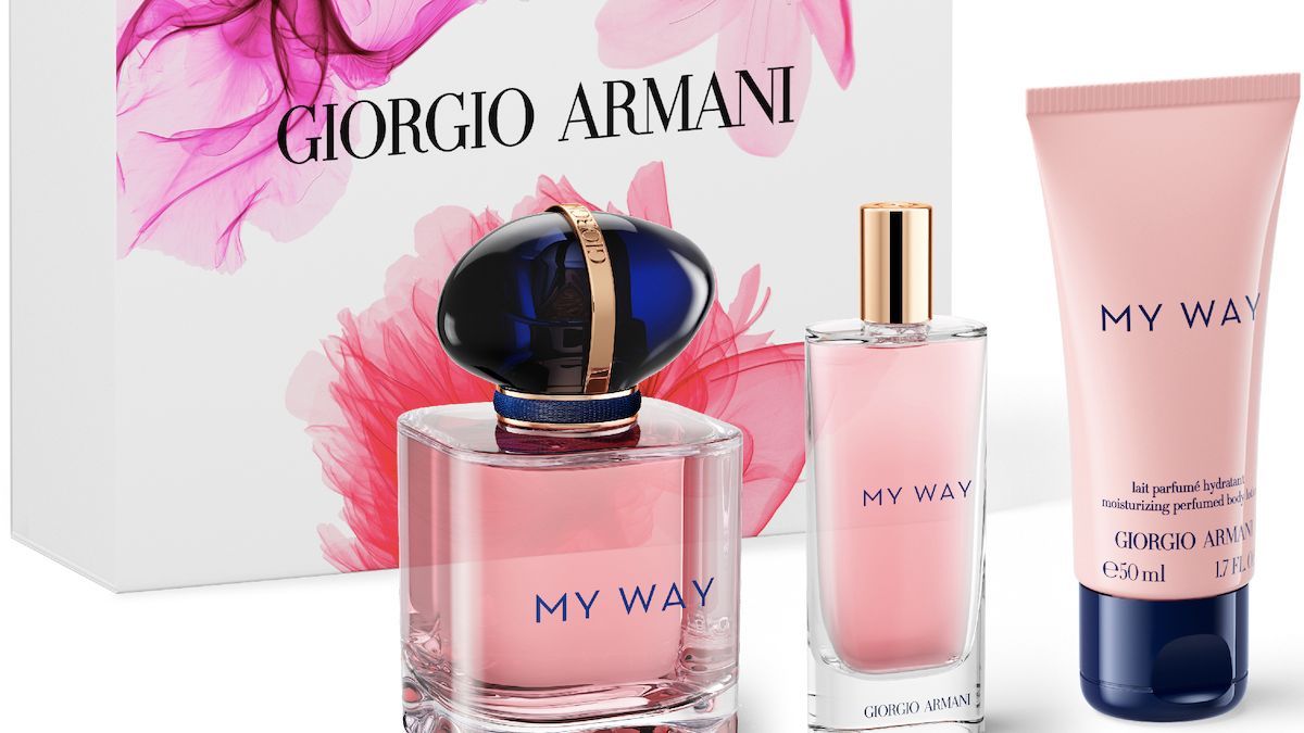 ホワイトフローラルブーケの香りを母の日に。アルマーニ ビューティが