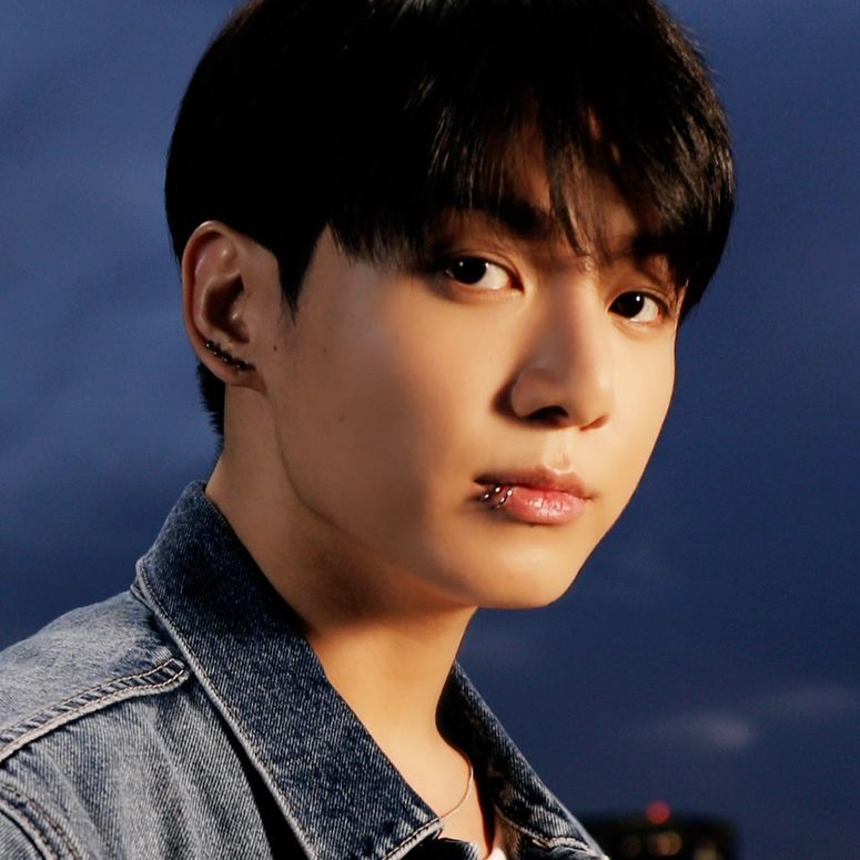 BTS JUNG KOOKにASK！「黄金期」を迎えた彼を東京で独占インタビュー