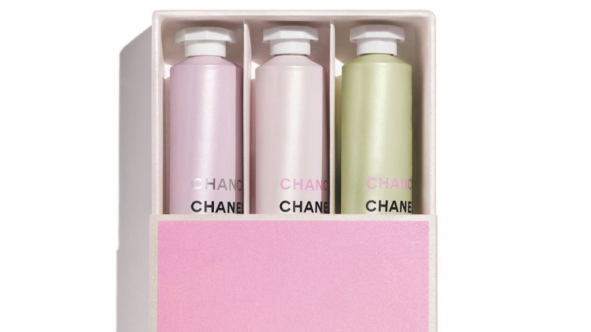 chanel_handcream_in_box2.jpg