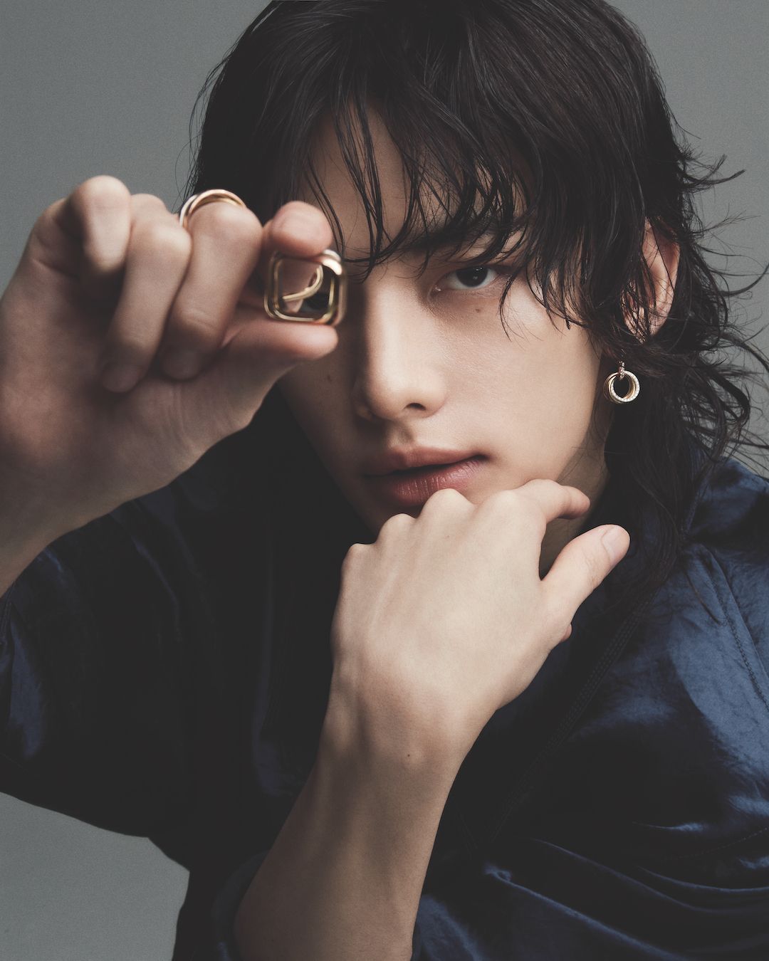 Stray Kidsのヒョンジン、カルティエのアンバサダーに就任！ | Vogue Japan