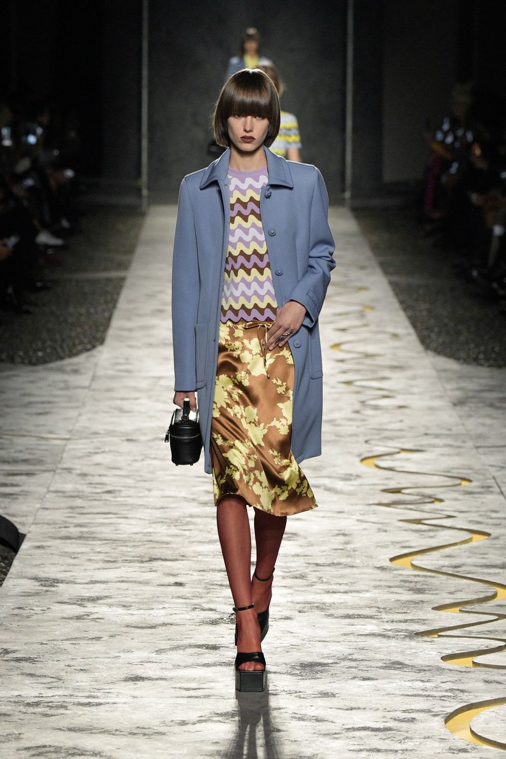 過去を昇華させるヴェルサーチェ。セカンドラインから生まれた最新