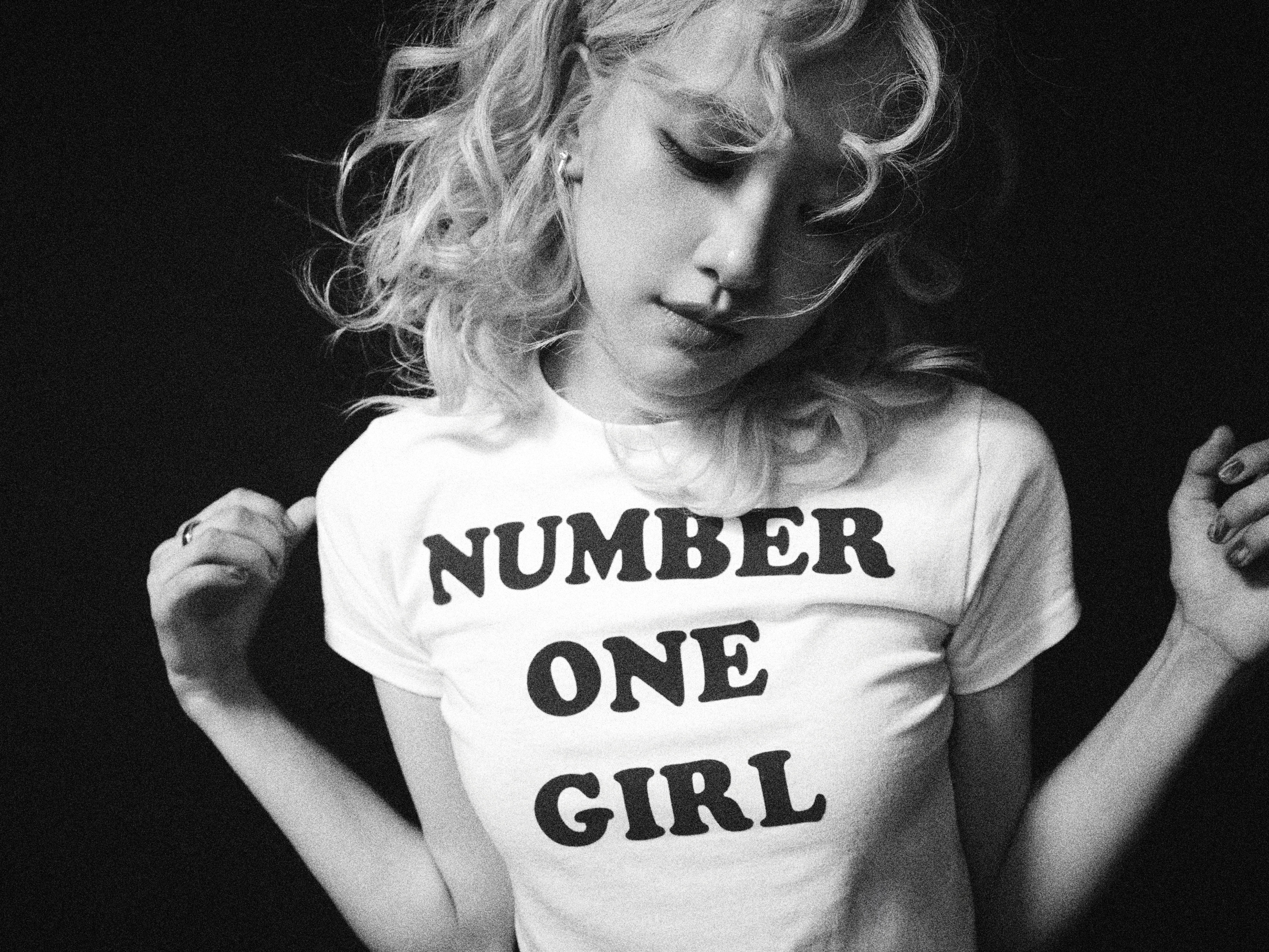 BLACKPINKのロゼ、2曲目となる先行公開シングル「number one girl」を