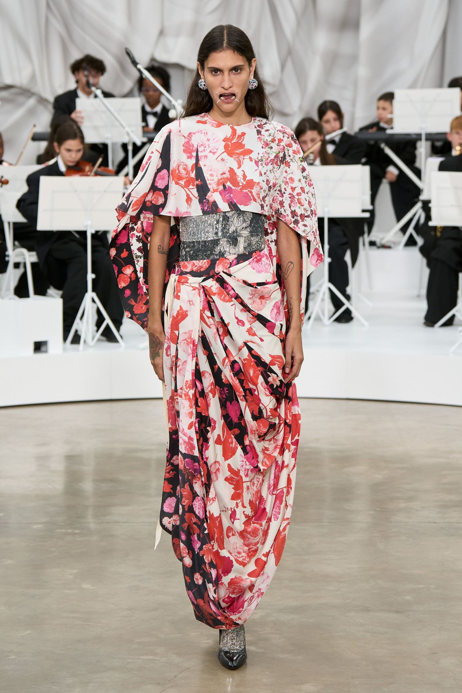 グレン・マーティンスが進化させる、メゾン マルジェラの匿名性【2026