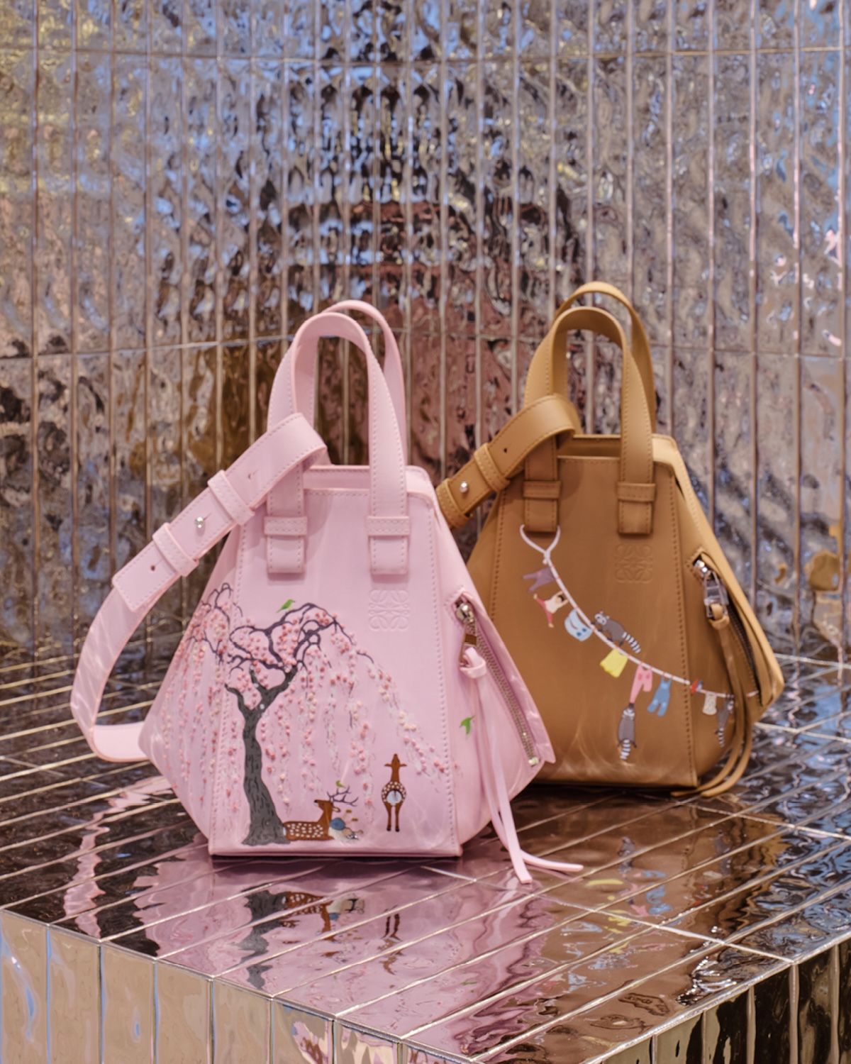 ロエベがカサロエベ銀座のオープニングを祝し、映像キャンペーンと銀座