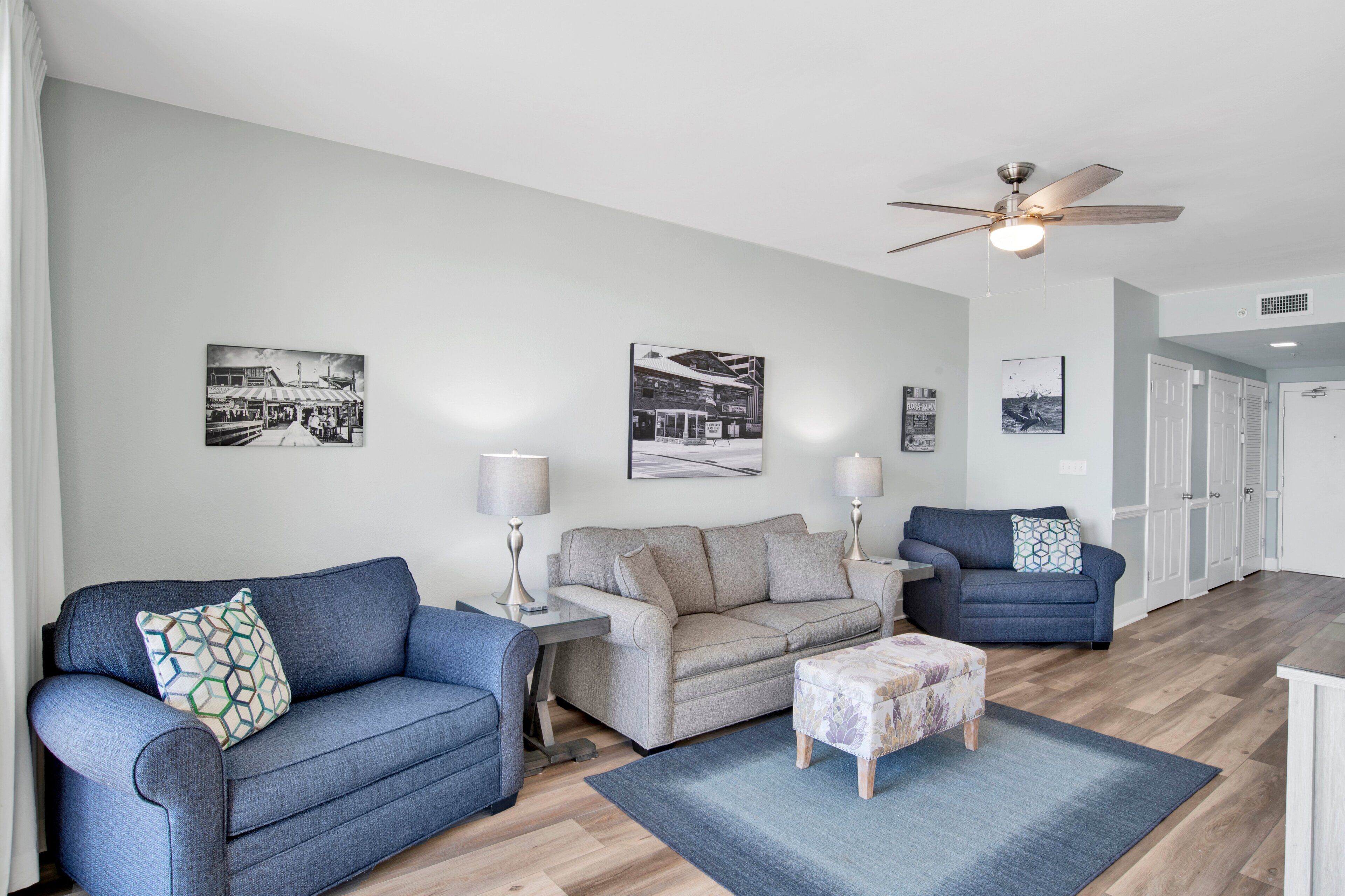 Beachfront 1BR @ Phoenix X • Sleeps 6 • Gulf Views, Balcony & Next