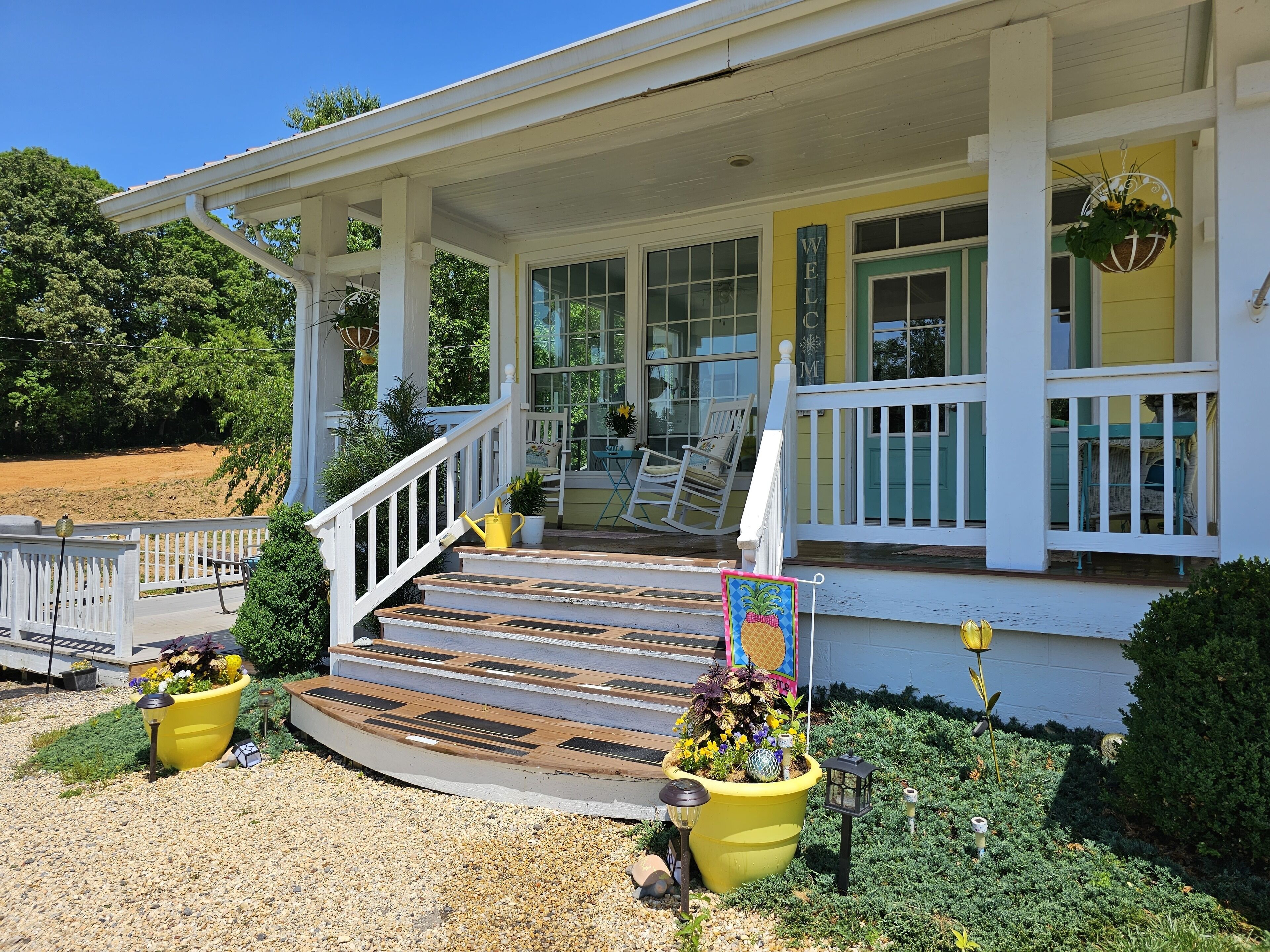 Historical”Yellow Tea Cup Cottage,Farm setting,Spring H2O,WiFi