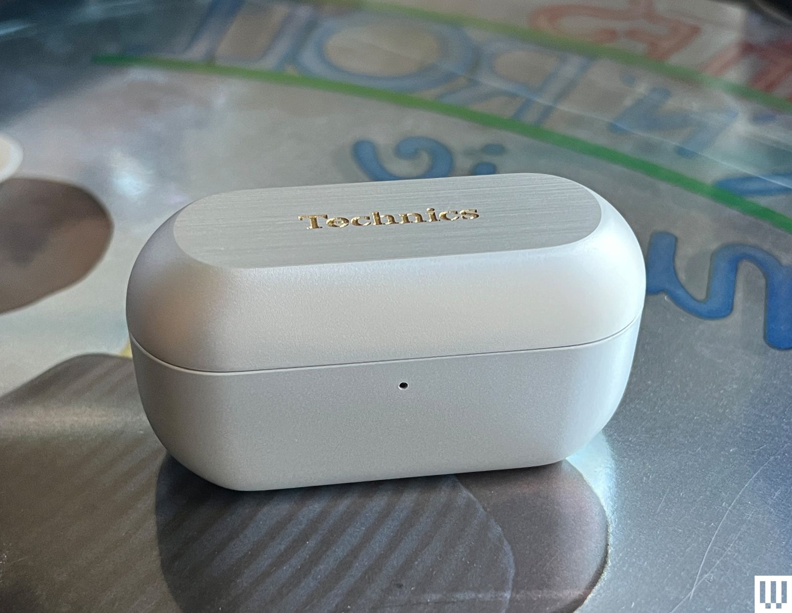 Technics EAH-AZ100 Earbuds Review: Smaller Size, Better Sound | WIRED