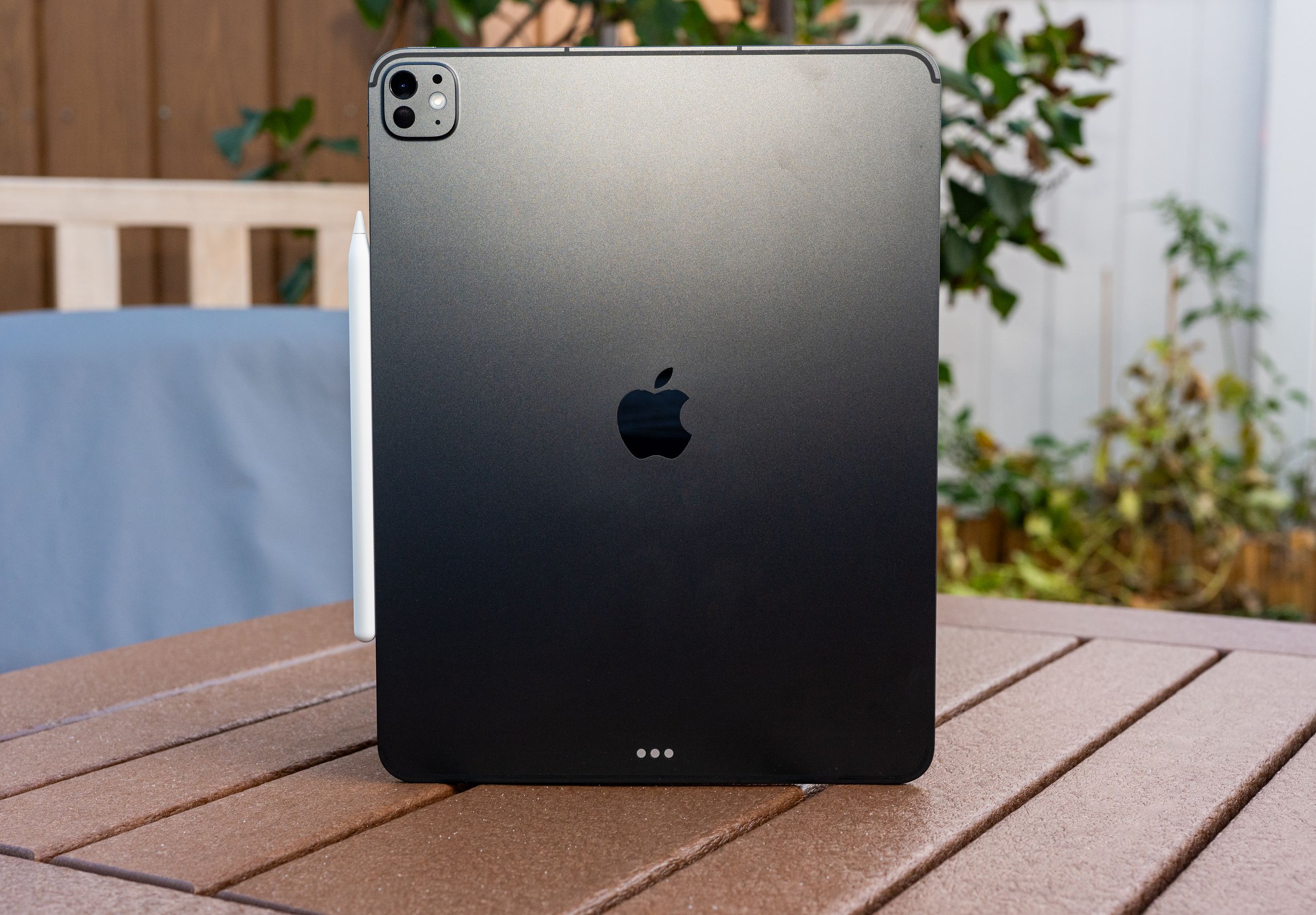 Apple iPad Pro (M5, 2025) Review: Tremendously Powerful | WIRED