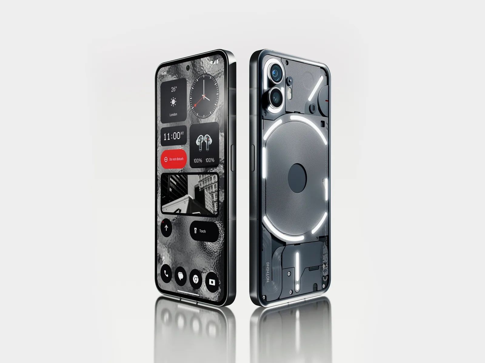 Nothing Phone（2）」製品レビュー：光る透明なデザインが楽しく、機能