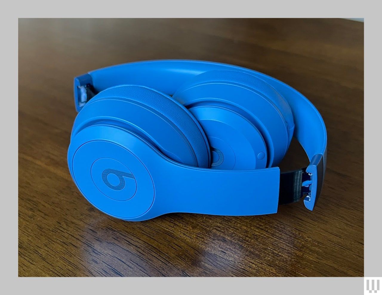 Beats Solo 4」レビュー：特別な機能こそないが、心地よいサウンドから