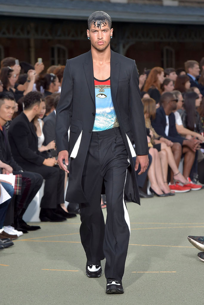 GIVENCHY-2017-SS-PARIS-MENS-