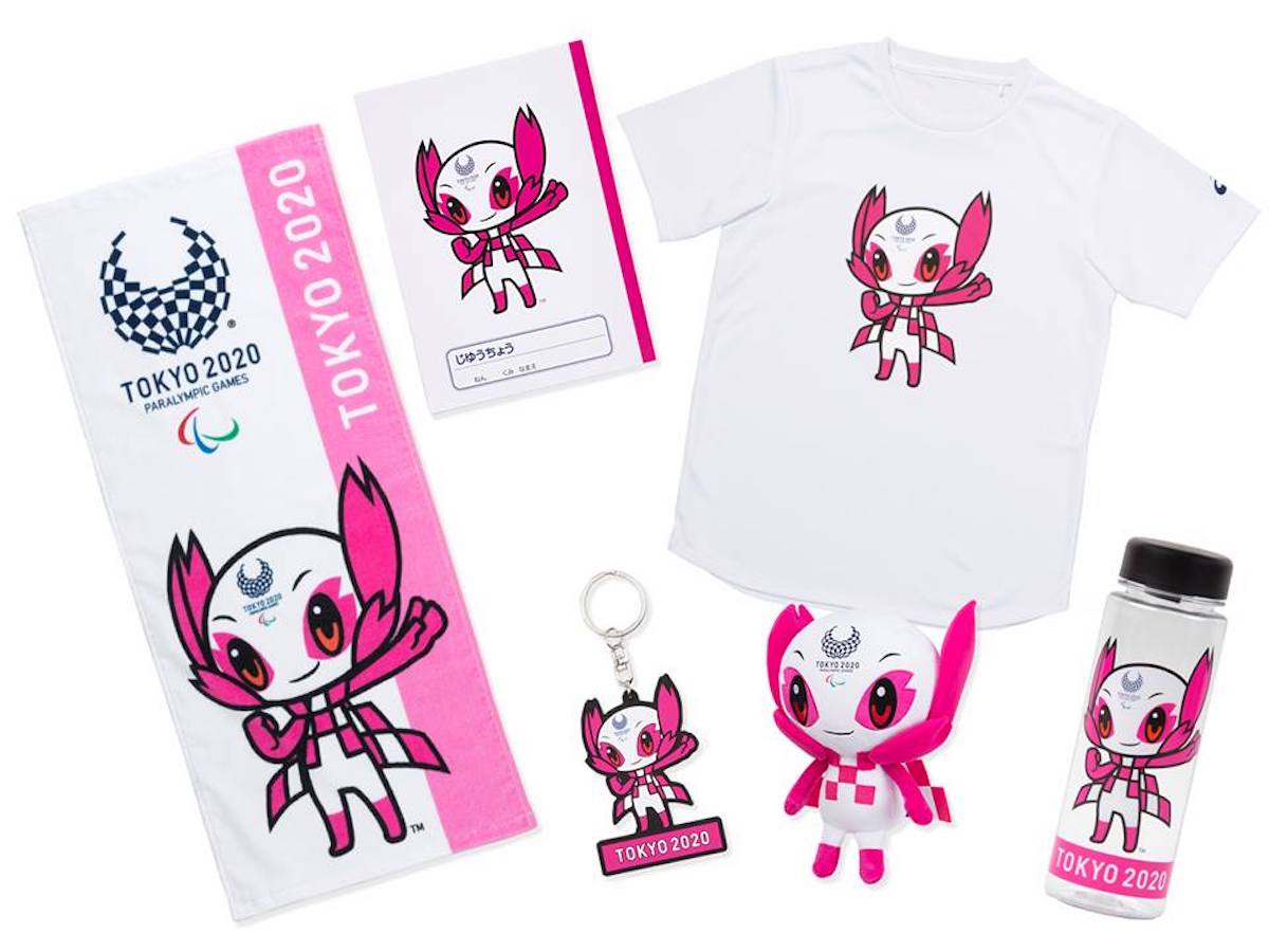 東京五輪公式ショップが新宿にオープン 公式グッズ約700アイテムを