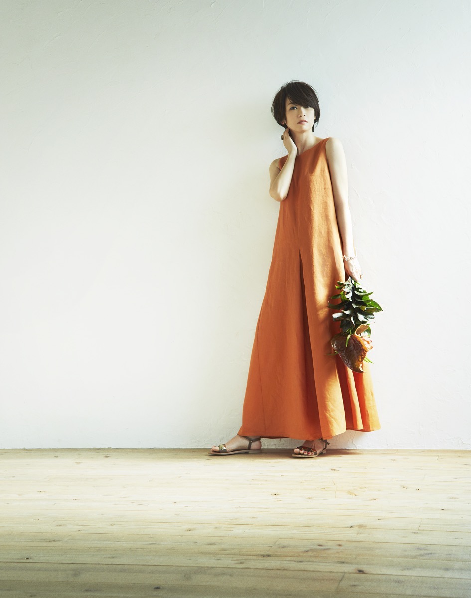 メルローズの「リエス」が辺見えみりとのコラボアイテム 夏に向けた