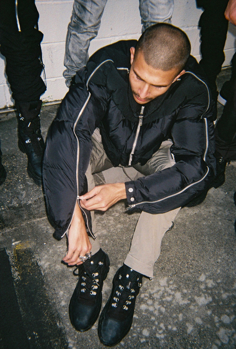 タトラス」がLA発の「ライオット・ヒル」とコラボコレクションを発売